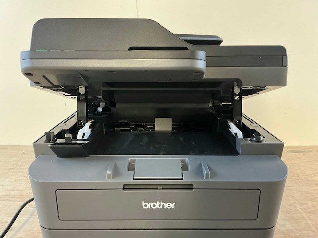 Brother mfc-l2800dw printer - afbeelding 1 van  4