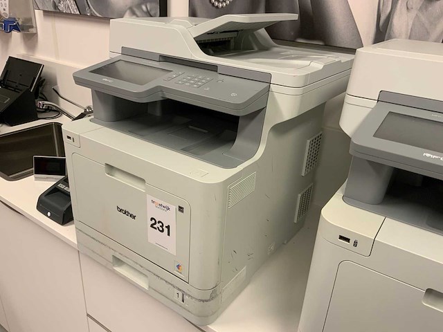 Brother mfc-l9570cdw laserprinter - afbeelding 3 van  5