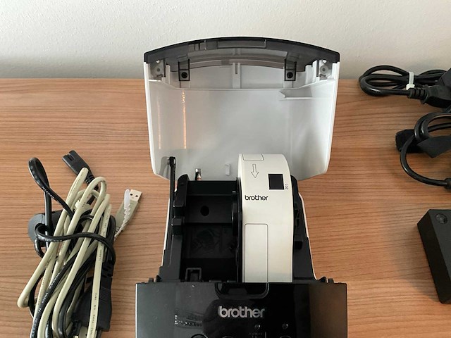 Brother ql-700 labelprinter - afbeelding 3 van  3