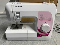 Brother xn2500 naaimachine - afbeelding 2 van  5