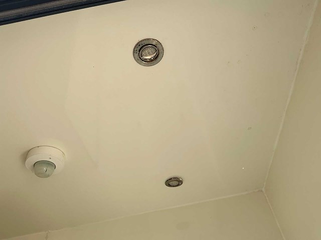 Brouwer - 380v mobiele nooddouchecabine - sanitairunit - afbeelding 22 van  54