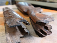 Browning houten kolf en voorhout (stock en forend set) van een jachtgeweer of vuurwapen, vaak gemaakt van walnotenhout. - afbeelding 3 van  5