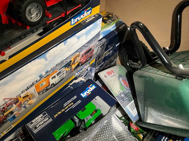 Bruder miniatuur speelgoed - afbeelding 5 van  7