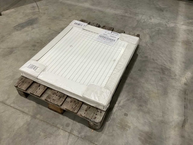 Brugman - radiator - afbeelding 1 van  5