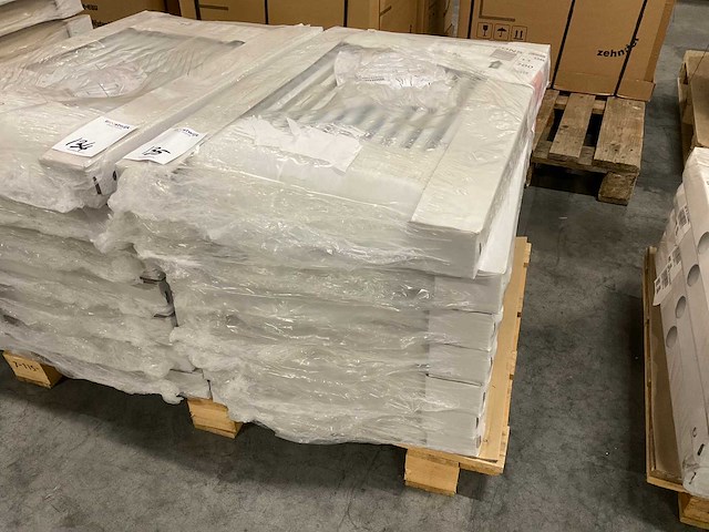Brugman 500x700 radiator (7x) - afbeelding 1 van  2