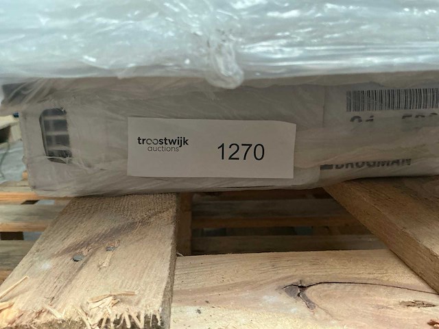 Brugman compact 4 21-500x800 radiator - afbeelding 4 van  4