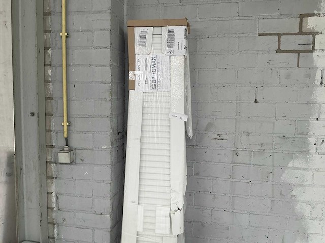 Brugman compact 4 new fixation 22-300x2200 4k radiator - afbeelding 2 van  5