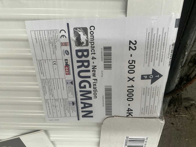 Brugman compact 4 new fixation 22-500x1000 4k radiator - afbeelding 2 van  2