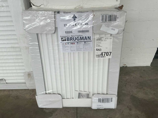 Brugman compact 4 new fixation 22-700x600 radiator - afbeelding 2 van  4