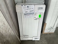 Brugman compact 4 new fixation 22-900-500 radiator - afbeelding 3 van  5