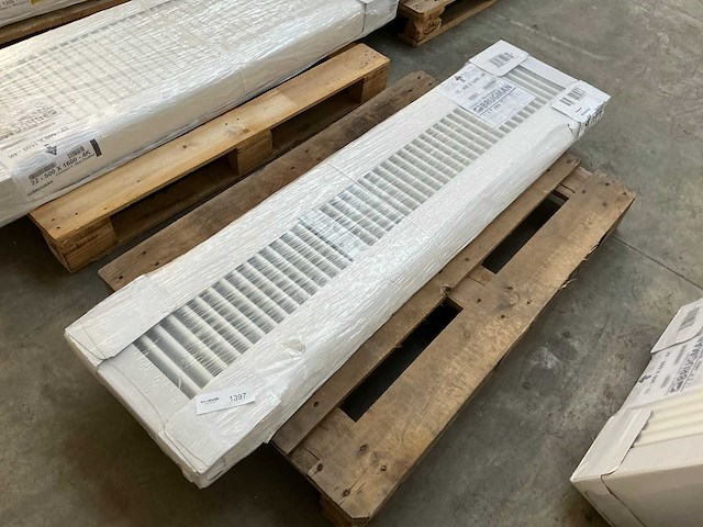 Brugman compact 4 radiator (160x40 cm) - afbeelding 2 van  3