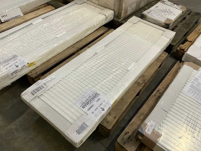 Brugman compact 4 radiator 180x60cm - afbeelding 2 van  4