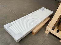 Brugman compact 4 radiator 220cm - afbeelding 1 van  3