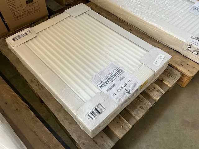 Brugman compact 4 radiator (90x70 cm) - afbeelding 2 van  3