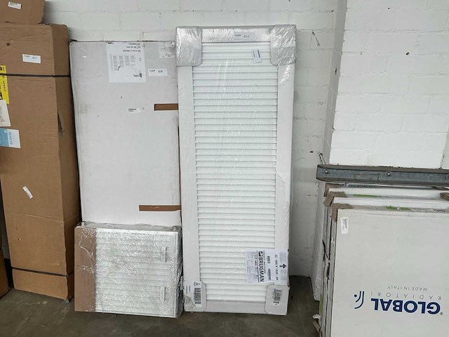 Brugman compact 4 radiator - afbeelding 1 van  3