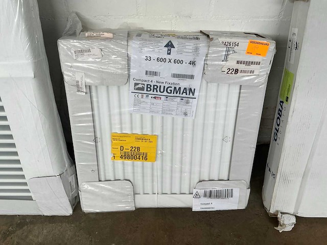 Brugman compact 4 radiator - afbeelding 1 van  2