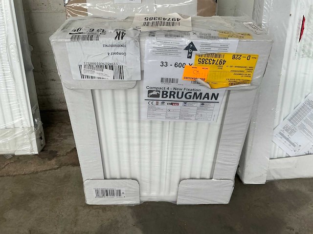 Brugman compact 4 radiator - afbeelding 1 van  2
