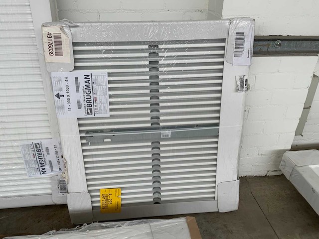 Brugman compact 4 radiator - afbeelding 1 van  3