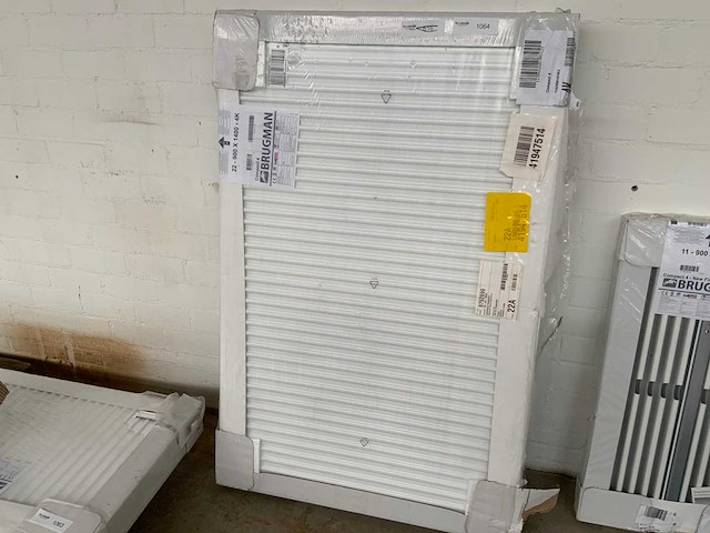 Brugman compact 4 radiator - afbeelding 1 van  3