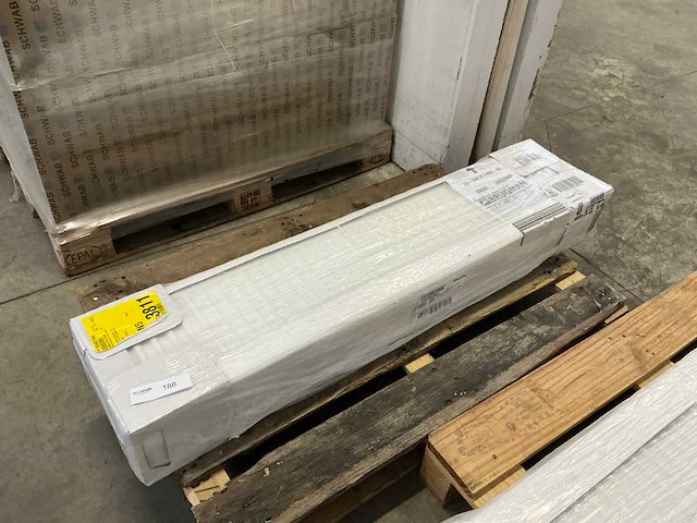 Brugman compact radiator 140x30cm - afbeelding 2 van  4