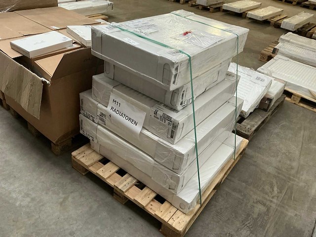 Brugman diverse radiator (6x) - afbeelding 1 van  7