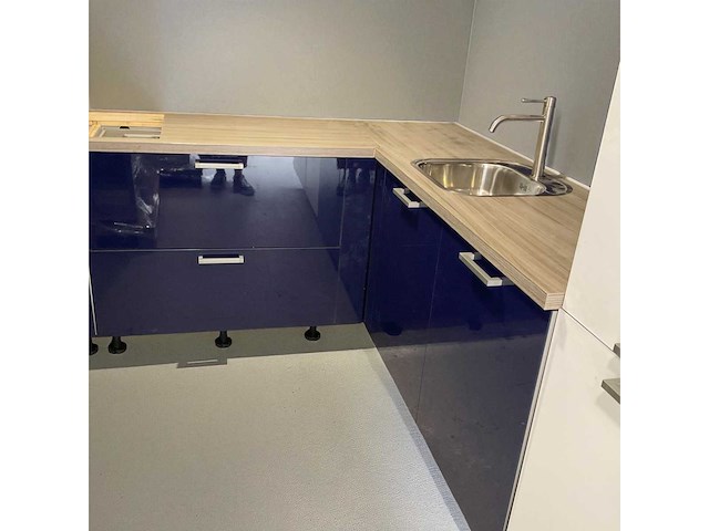 Brugman night blue showroom keuken - afbeelding 10 van  14