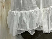 Bruidsjurken en accessoires - afbeelding 5 van  11