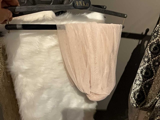 Bruidsmode accessoires partij kleding (9x) - afbeelding 8 van  11