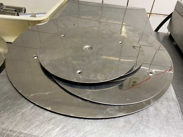 Bruidstaart etagiere - afbeelding 2 van  5