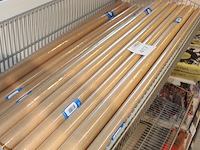 Bruin pakpapier haza 1 x 5m, ruim 20 rollen in mand. - afbeelding 2 van  2
