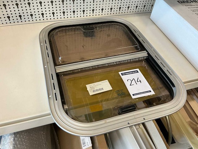 Bruin schuifraam - afbeelding 1 van  2