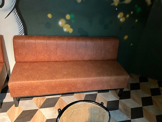 Bruin/zwart wand bank - afbeelding 1 van  3