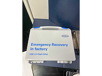 Bruker - microflex lt - massaspectrometer - 2011 - afbeelding 2 van  18