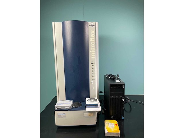 Bruker - microflex lt - massaspectrometer - 2011 - afbeelding 1 van  18