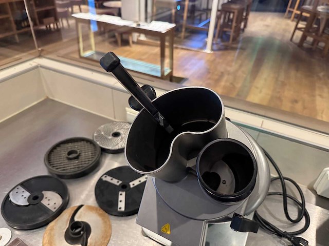 Brunner - groentesnijmachine - afbeelding 5 van  9