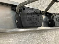 Bruns - bezemhouder met bezems - afbeelding 3 van  4