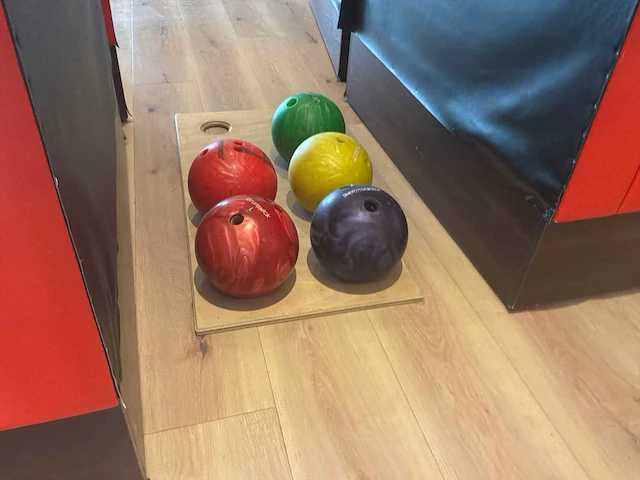 Brunswick 2000 bowlingbaan 8 banen - afbeelding 4 van  40
