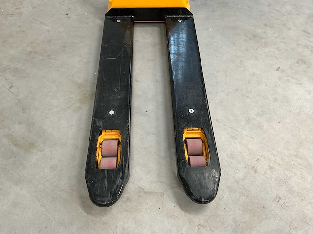 Bruss hand hydraulische palletwagen met weegsysteem - afbeelding 7 van  10