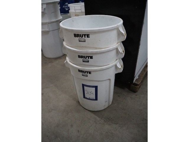 Brute - afbeelding 1 van  3