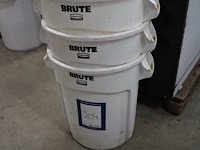 Brute - afbeelding 1 van  3