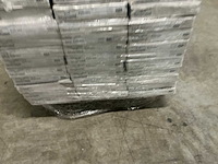 Bruynzeel - brutaal beton - laminaat 80m2 ongebruikt - afbeelding 6 van  8