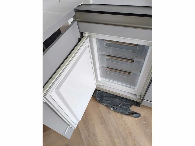 Bruynzeel - keuken met apparatuur - afbeelding 12 van  20