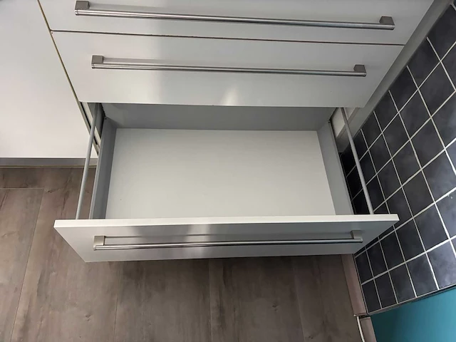 Bruynzeel - keuken met apparatuur - afbeelding 13 van  22