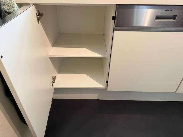 Bruynzeel - keuken met apparatuur - afbeelding 7 van  23