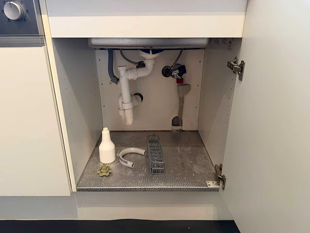 Bruynzeel - keuken met apparatuur - afbeelding 22 van  23