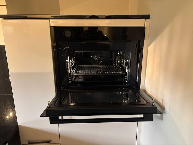 Bruynzeel - keuken met apparatuur - afbeelding 16 van  25