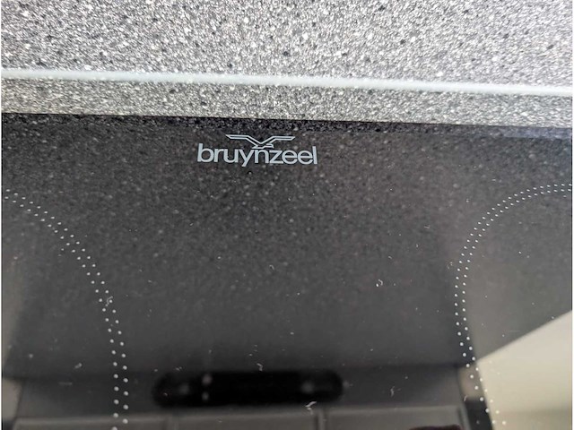 Bruynzeel - keuken met apparatuur - afbeelding 6 van  28