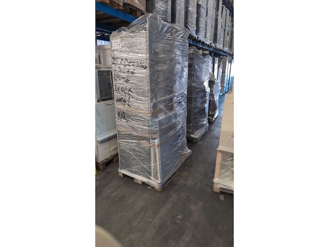 Bruynzeel - keuken met apparatuur - afbeelding 25 van  28