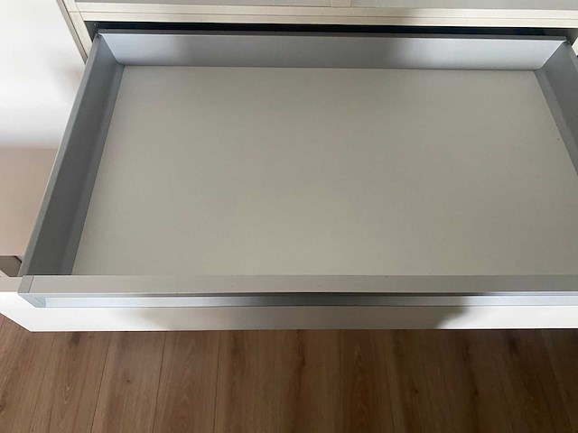Bruynzeel - keuken met apparatuur - afbeelding 32 van  35