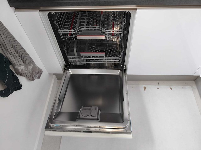 Bruynzeel - keuken met apparatuur - afbeelding 17 van  21